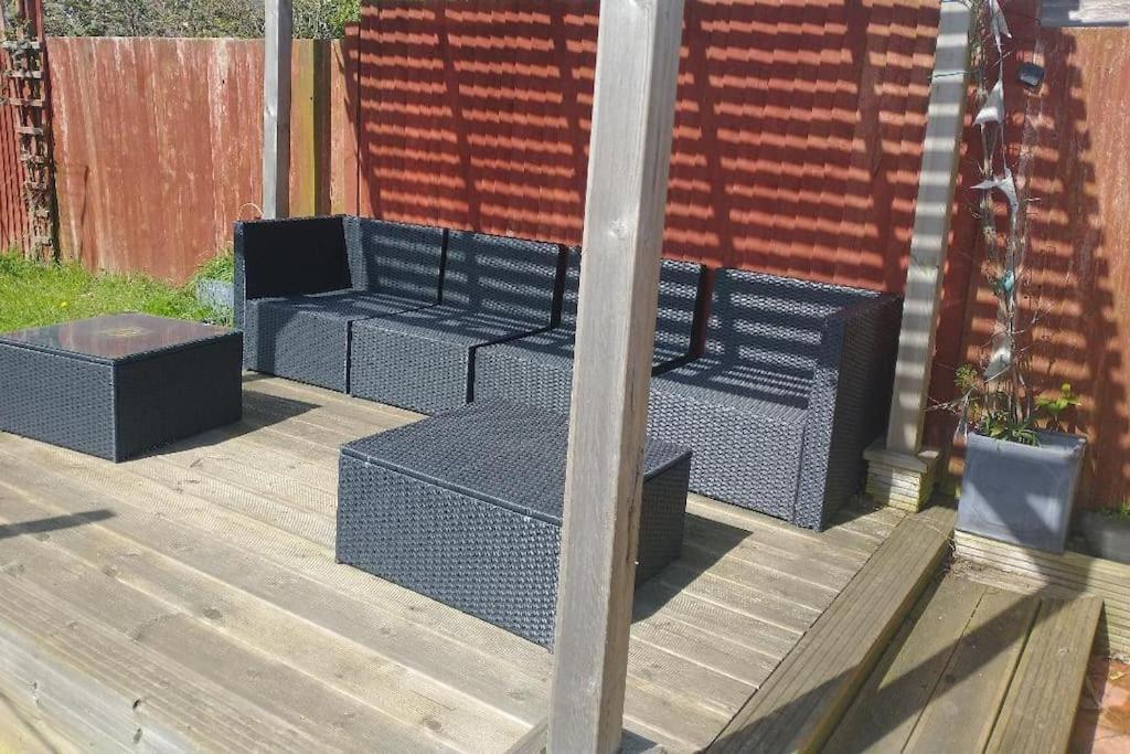 Cosy Garden Studio Room Minimum Two Night Booking Brighton Ngoại thất bức ảnh